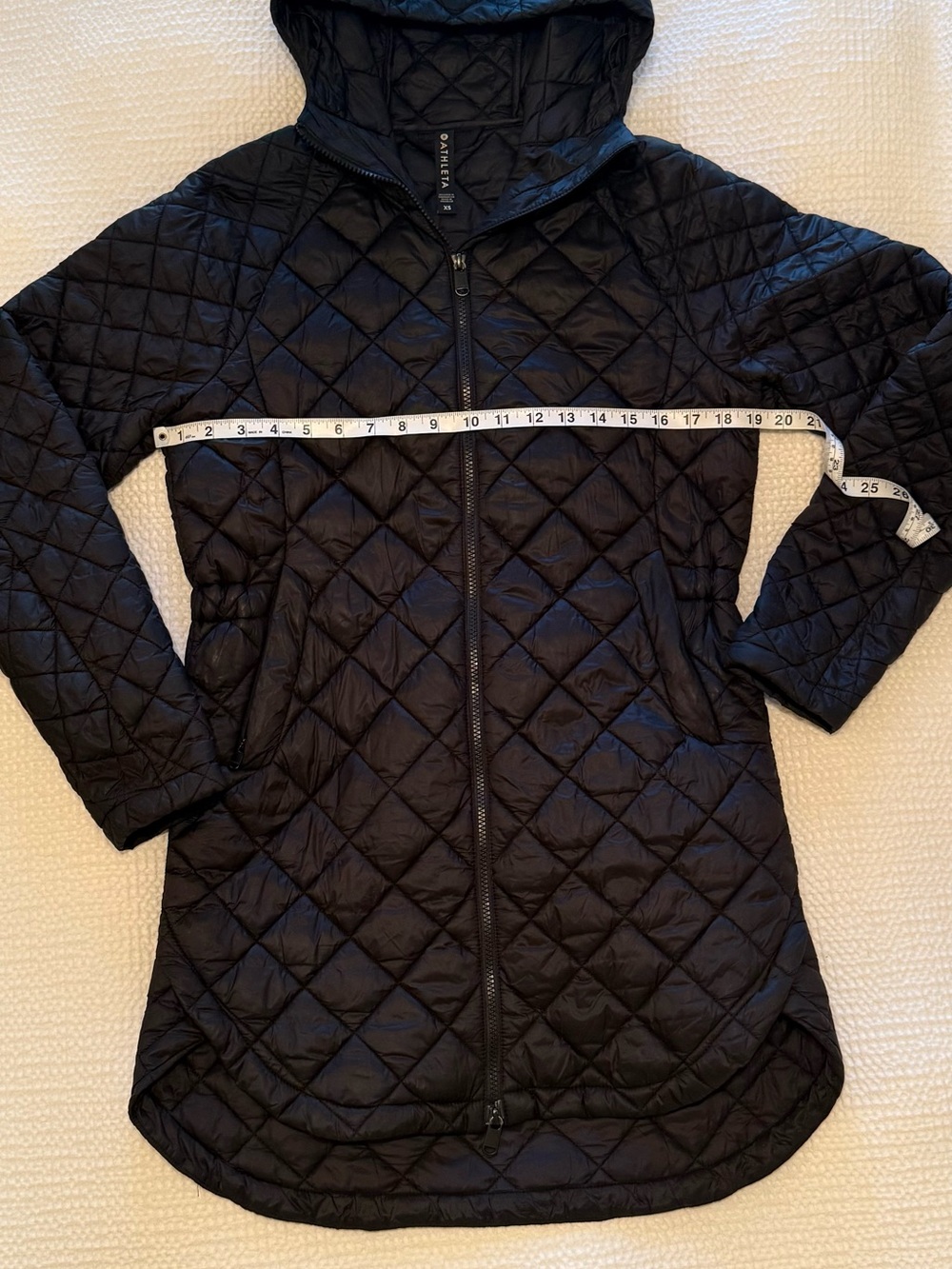 Athleta | Black Quilted Zip-Front Puffer Jacket | Size = XS - Picture 7 of 10